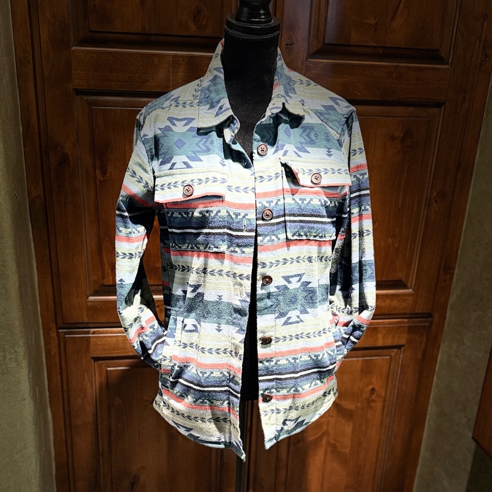 Women’s Multicolor Patterned Button Top - image 1